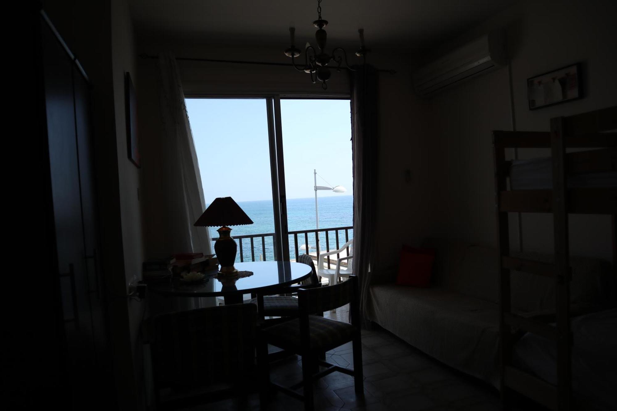 777 Beach Guesthouse Paphos Pokoj fotografie