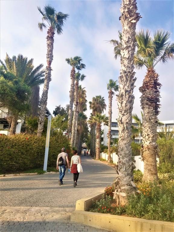 777 Beach Guesthouse Paphos Exteriér fotografie